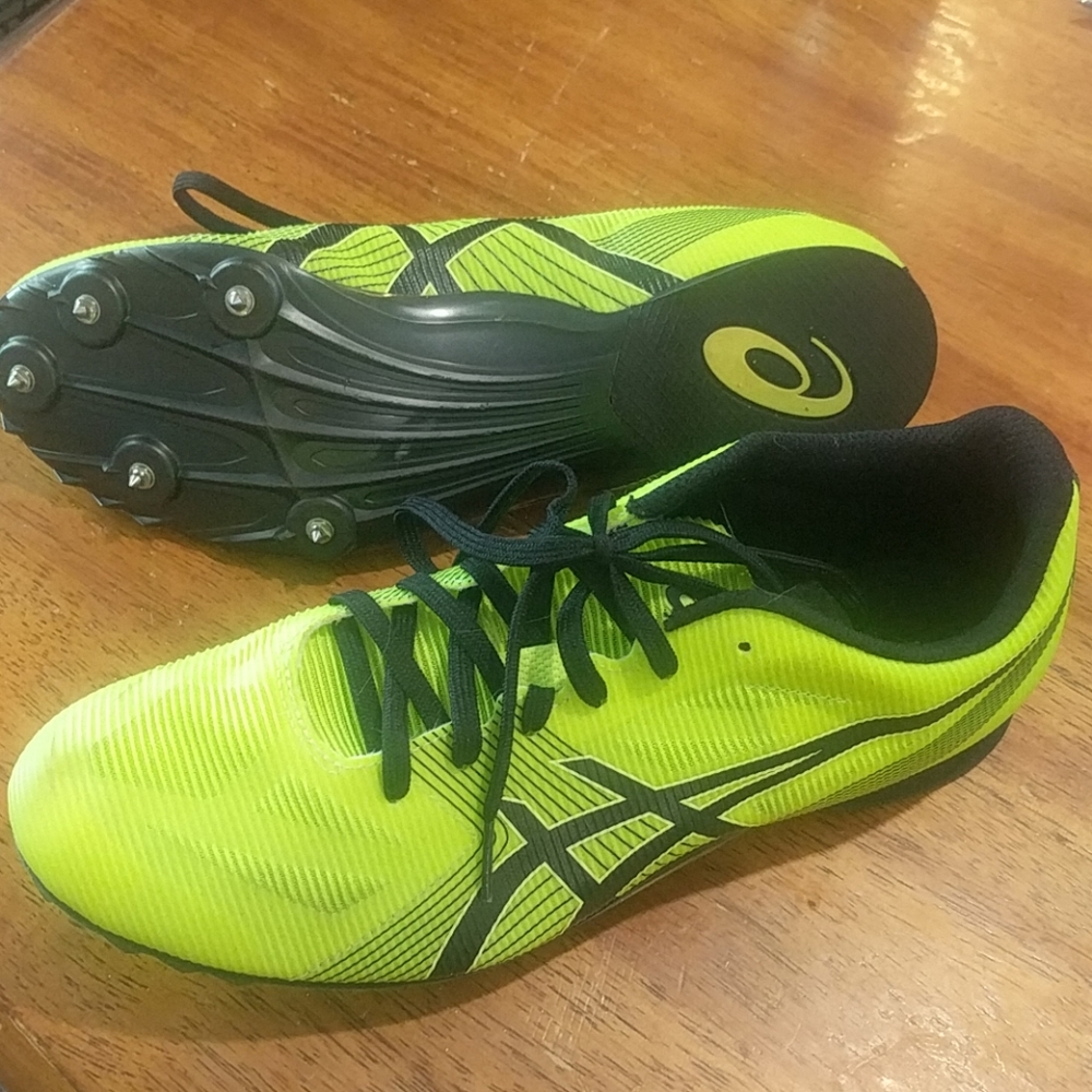 Mens ASICS Hyper MD 6 track & feild shoes